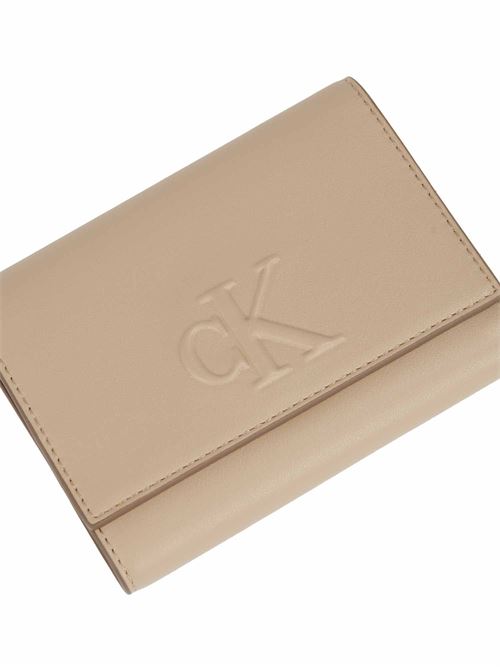 sculpted medium trifold CALVIN KLEIN JEANS | LV04K1078GPBF